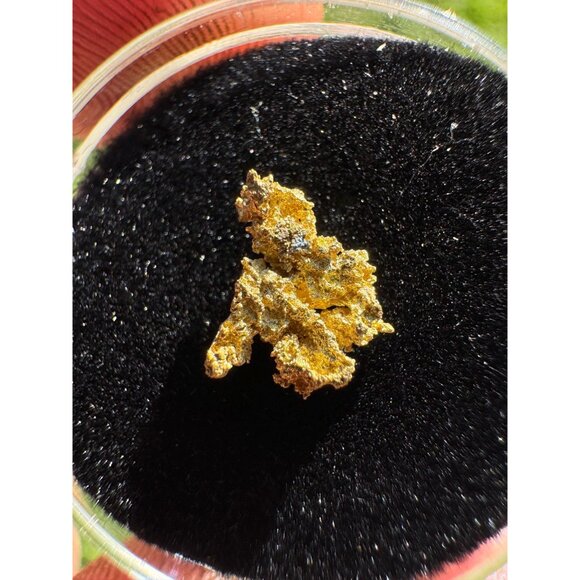 California Native Gold Crystal - 0.39 grams - Picture 5 of 6
